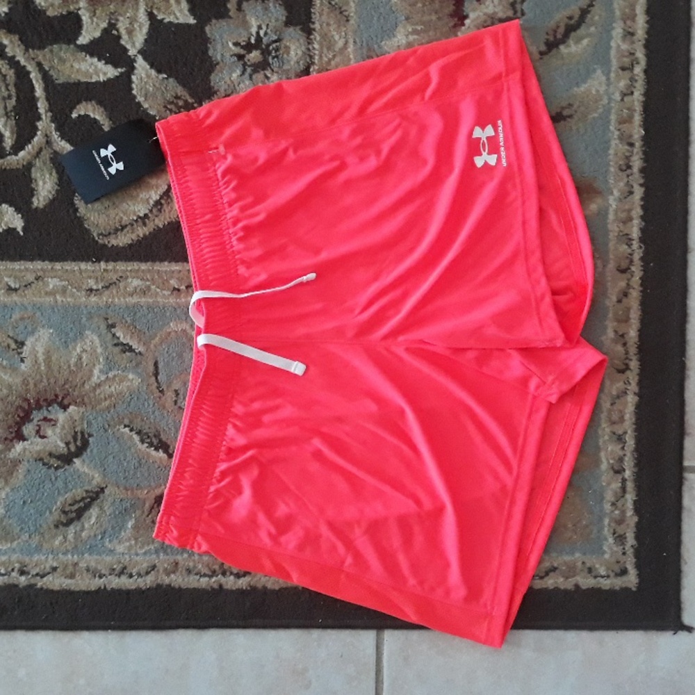 2x*Host Pick*Under Armour ladies shorts